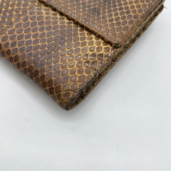 Auth GUCCI 035.0959.2131 Python
Jackie Bifold Brown Wallet - Picture 9 of 16